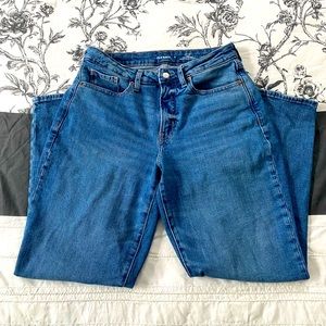 Old Navy High Rise Curvy Jean